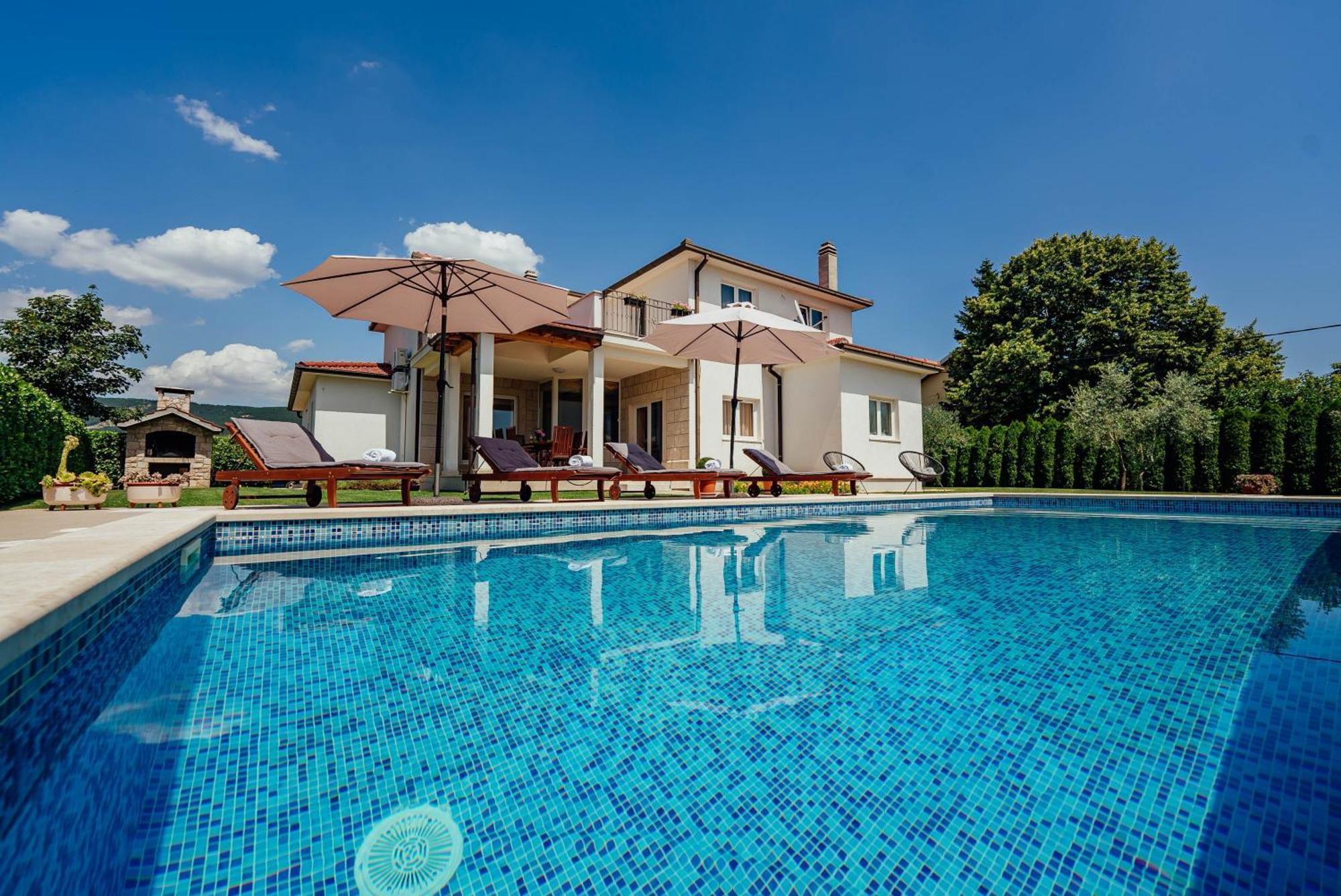 Villa Latica Donji Prolozac Exterior photo